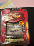 Johnny Lightning Musclecars – 1965 Chevy Impala SS – Release 14 – 1:64